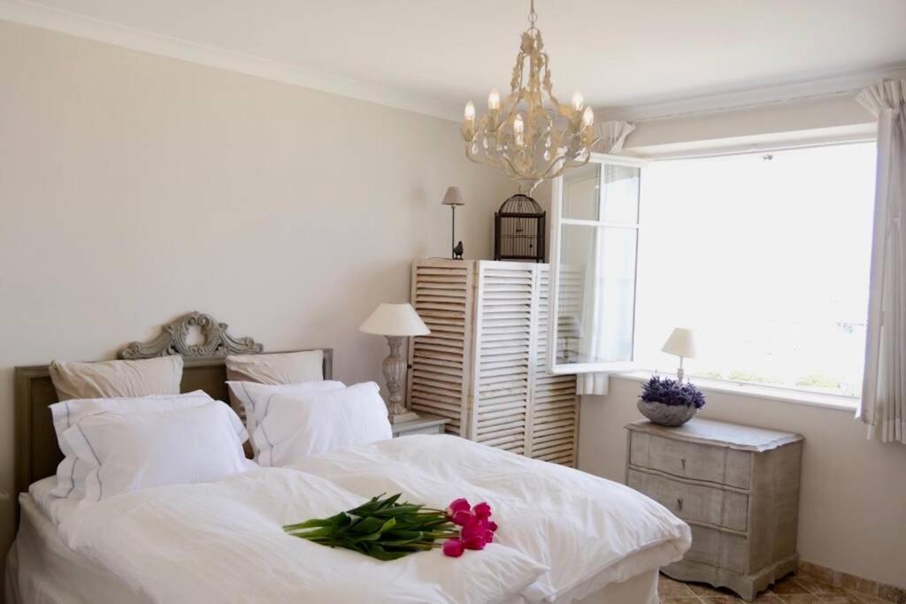Bord De Mer - Ac, Wifi, Chic, Sea View, Beach 2 Minutes Walk อองทีบส์ ภายนอก รูปภาพ